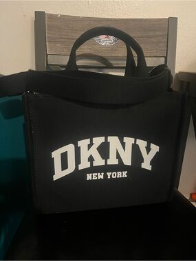 DKNY
Hadlee Canvas Medium Tote